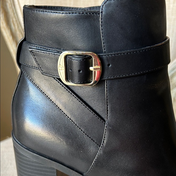 Giani Bernini Black Ankle Boots with Buckle Detail - Picture 7 of 14